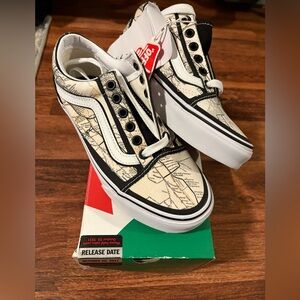 Size 5 - VANS MOCA x Old Skool Frances Stark Maps